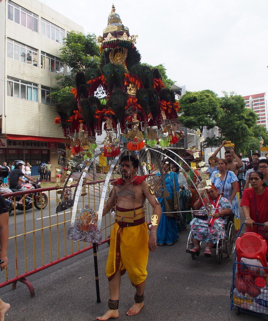 ヒンズーの奇祭「タイプーサム」を見てきたよ - 前編_b0111820_15001334.jpg