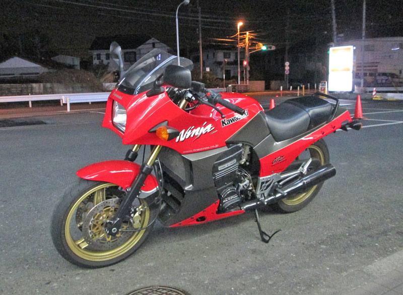 GPZ900Rニンジャ スクリーンクラフト クリヤーショートスクリーンが入荷♪_f0174721_22293077.jpg