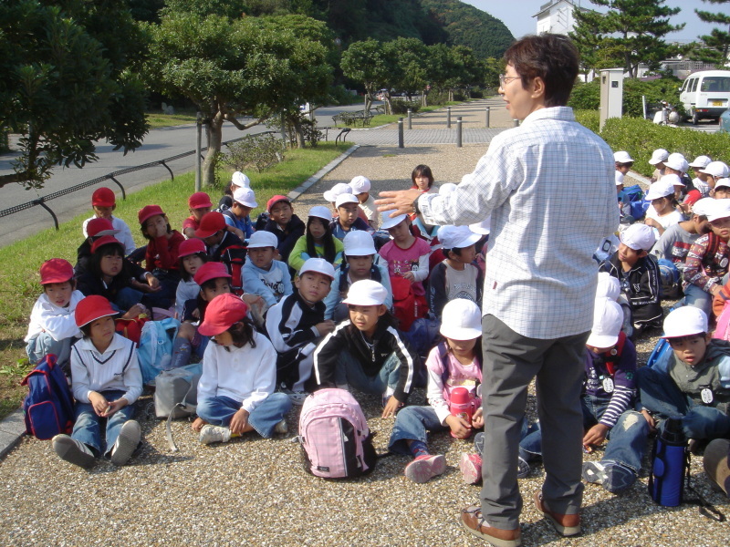 小学校遠足ダブルサポート（淡輪小学校・鳴滝小学校）　　in　　うみべの森　_c0108460_22105497.jpg