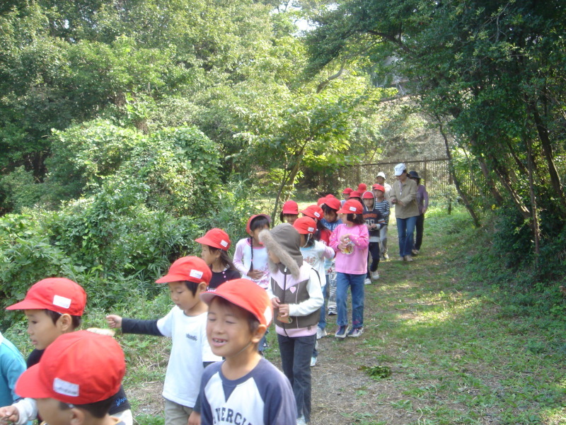 小学校遠足ダブルサポート in うみべの森_c0108460_22150400.jpg