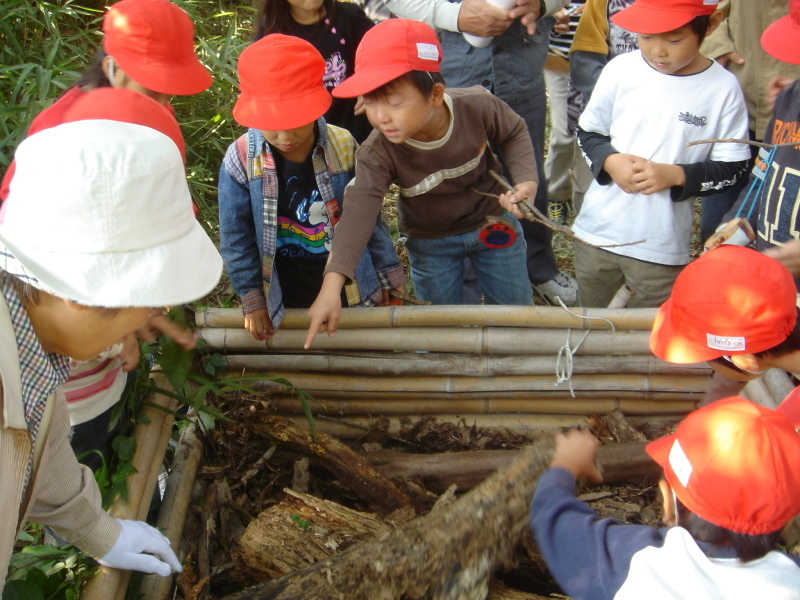 小学校遠足ダブルサポート in うみべの森_c0108460_22150903.jpg