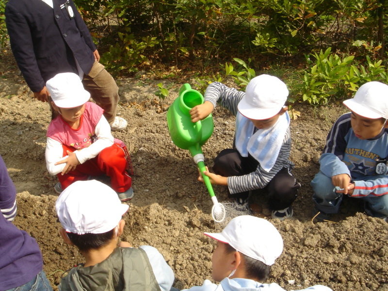小学校遠足ダブルサポート in うみべの森_c0108460_22234363.jpg