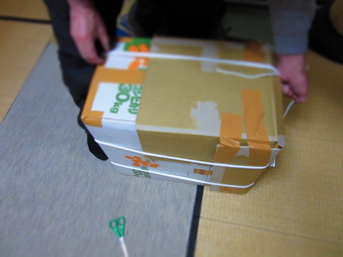 日本からの帰国/中国人風!段ボールスーツケースを試してみました!_c0179785_16501341.jpg