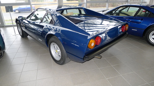 77yと78yの2台のGTB_a0129711_1103127.jpg