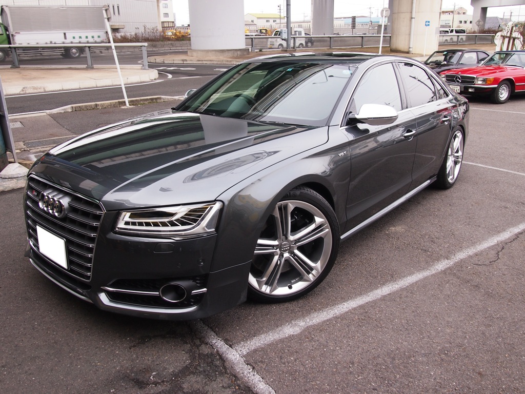 アウディs8にhre P101の22インチを装着させていただきました 名古屋のタイヤ屋 Jy Club の整備日記 アウディs8にhre P101の22インチを装着させていただきました 名古屋のタイヤ屋 Jy Club の整備日記