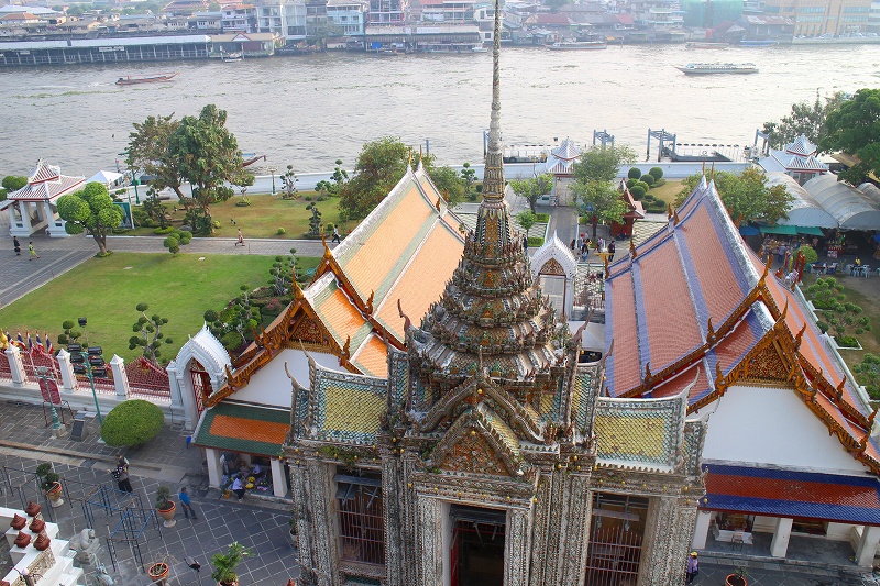 e0237645_0103817.jpg