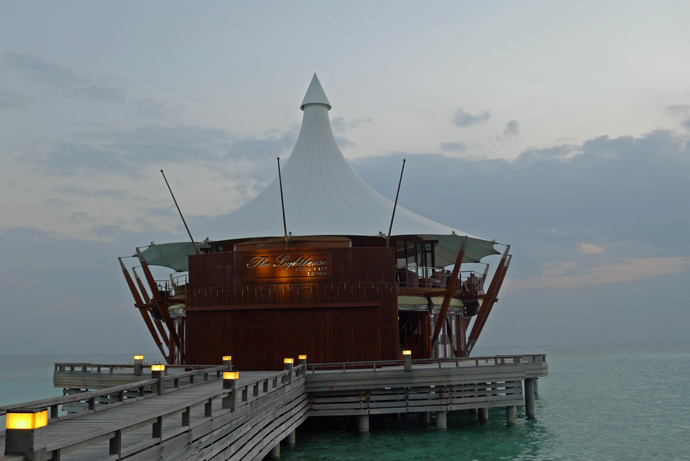  BAROS Maldives 2015 バロス・モルディブ - 23　Lighthouseのバーへ行ってみる_c0147790_1333998.jpg