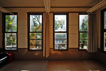 旧鎌倉町立図書館が解体される?_c0195909_16515719.jpg
