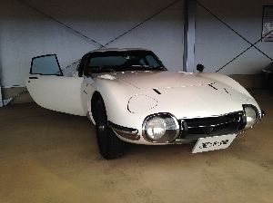 TOYOTA 2000GT_f0081792_19254119.jpg