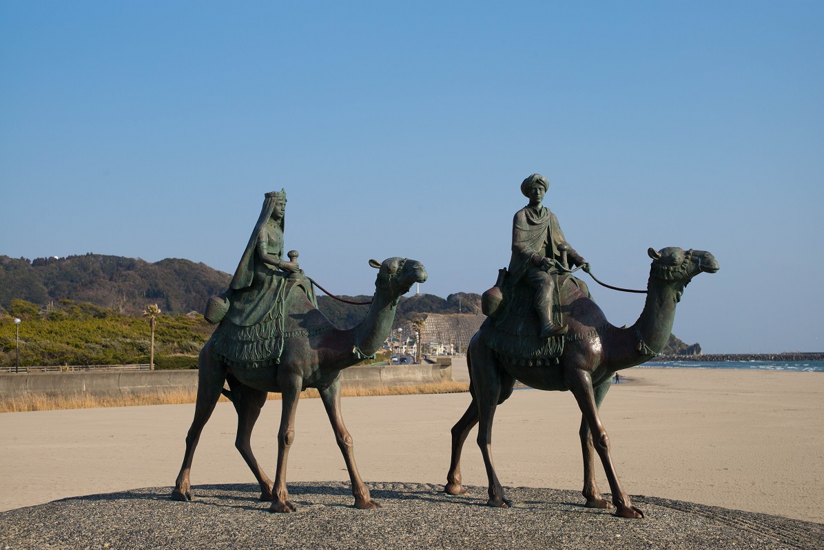 ラクダ を 探せ の 答え は ラクダを探せの答えは