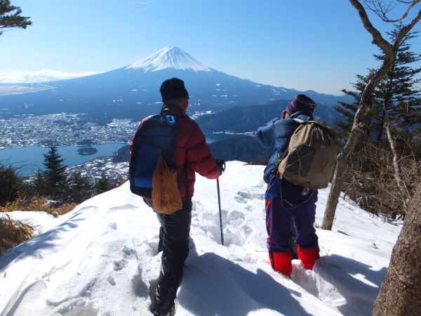 大石～新道峠～破風山～黒岳_c0146122_16112645.jpg