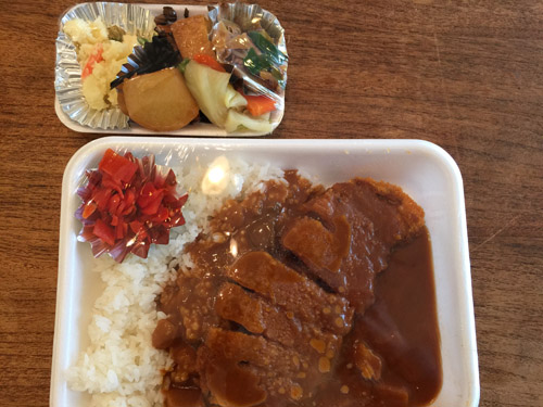 50年以上地域で愛され続けたお惣菜屋さん_a0026530_18381797.jpg