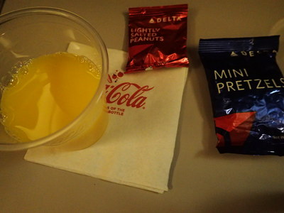 機内食（デルタ航空：DL-95便）_a0124132_951469.jpg