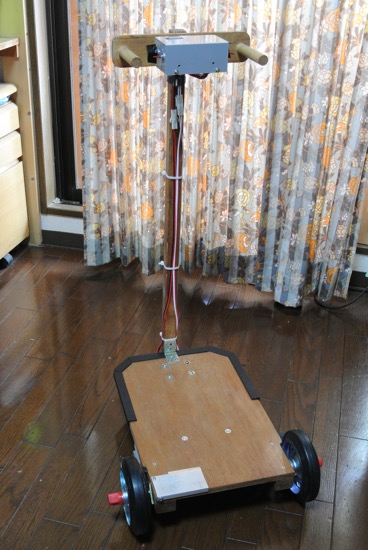 立ち乗り三輪車完成_c0063348_1755491.jpg