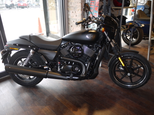 ストリート(XG750)入荷しました!_b0317459_13080559.jpg