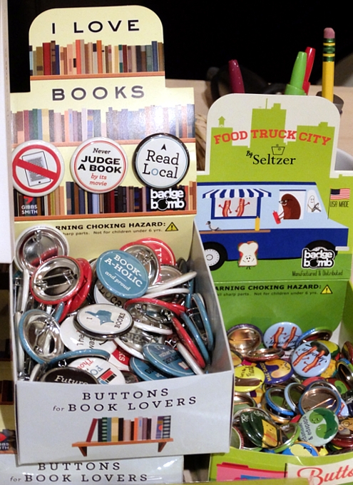 NYの小さな独立系本屋さん「ブック・カルチャー」（Book Culture）_b0007805_235842.jpg
