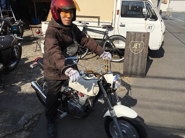 TWカスタム I様号納車!&エイプ100U様号納車!_a0164918_21202604.jpg