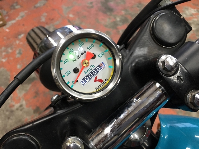 TWカスタム I様号納車!&エイプ100U様号納車!_a0164918_21203431.jpg