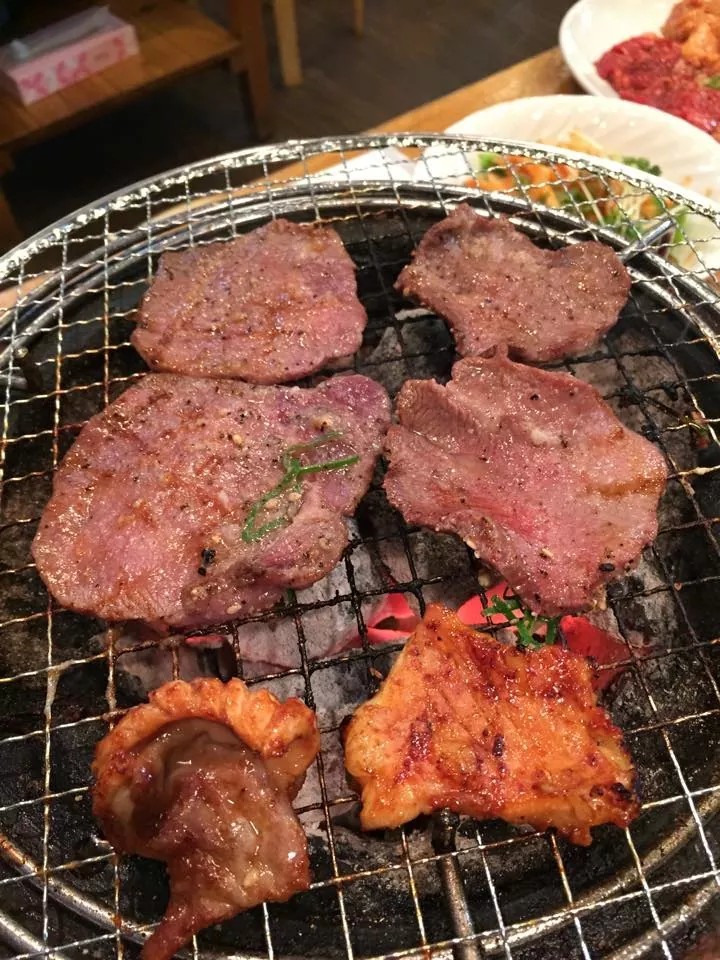 森ノ宮で絶品の焼肉屋_f0350423_13013240.jpg