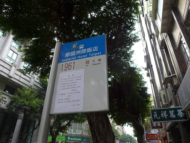 e0303726_1143926.jpg