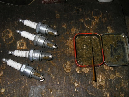 R100RS 2本サス ツインプラグ セルの交換_e0218639_12284045.jpg