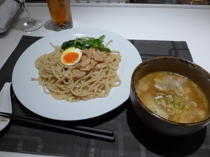 六本木「???」 ~秘密のラーメン会に行く ②~_f0232060_13235061.jpg