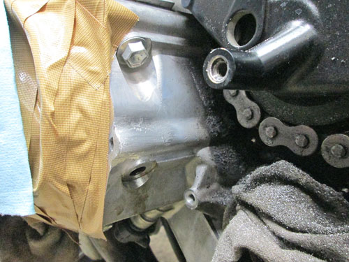 CBX400F クランクケースの割れを修正 : GS750レストア生活