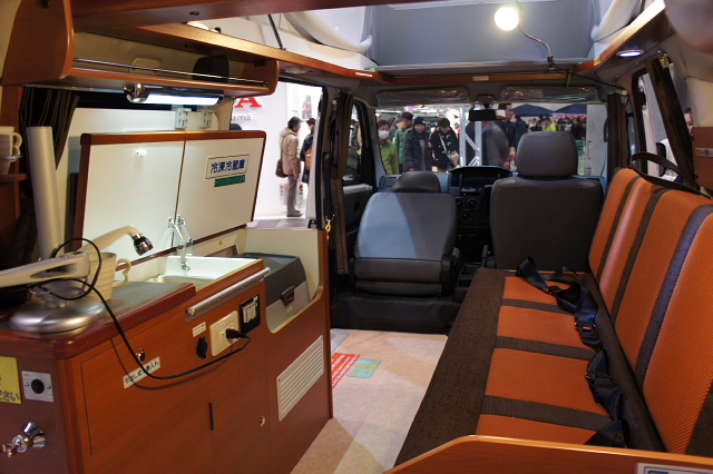 Japan CampingCar Show 2015とかいろいろ　（日曜日）_a0222229_1251896.jpg