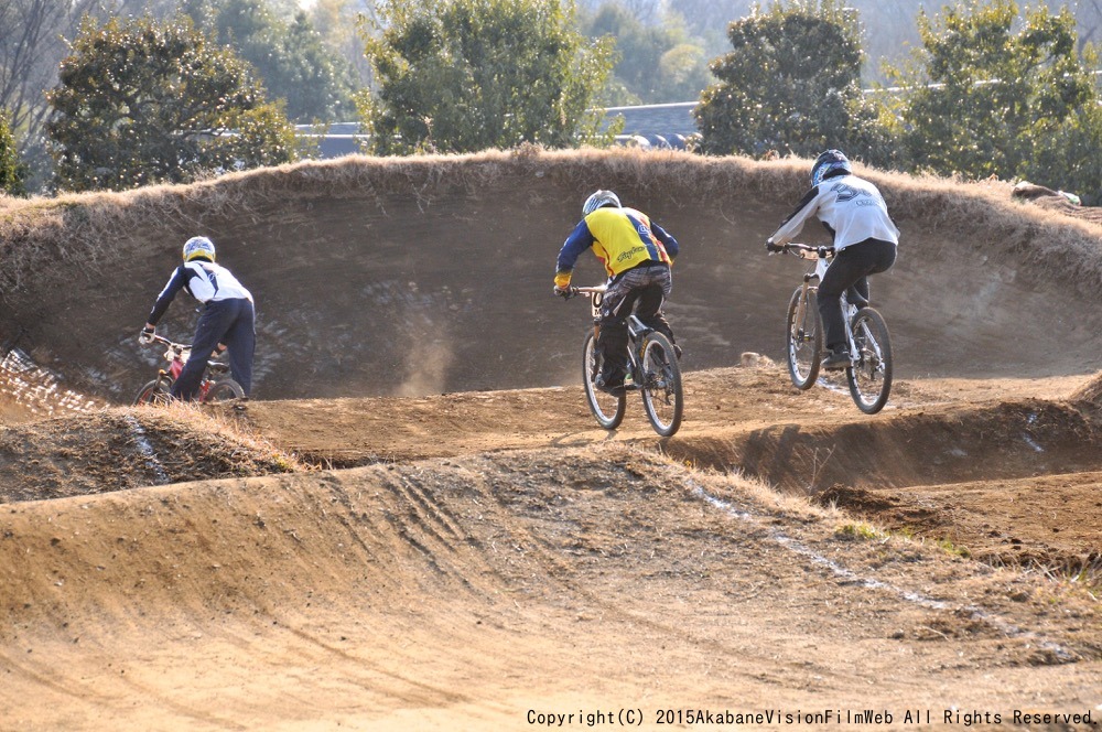 JOSF２月緑山定期戦VOL2:MTBエキスパート/BMXマスターズ決勝　　動画あり_b0065730_1925569.jpg