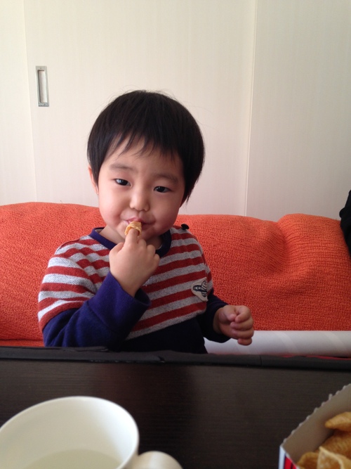 はじめてのチョコレート_a0267942_13315621.jpg