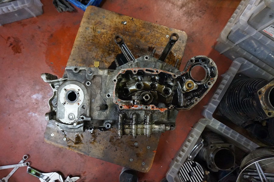 ’66 XLCH Survivor Chopper_a0165898_2173428.jpg