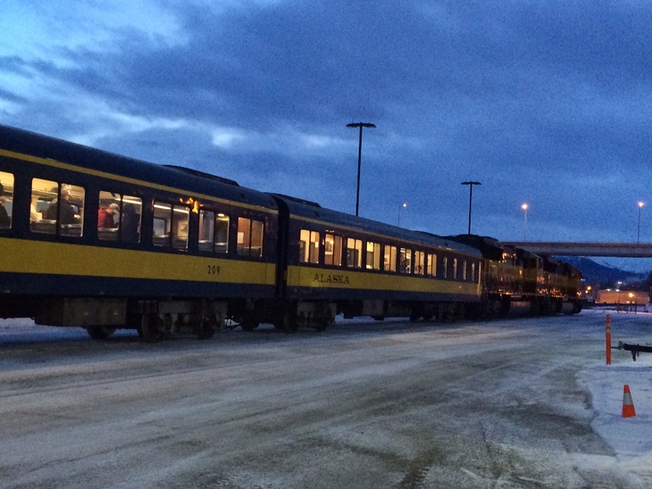 アラスカ鉄道の旅。 アンカレッジからタルキートナへ その1_b0135948_8463595.jpg