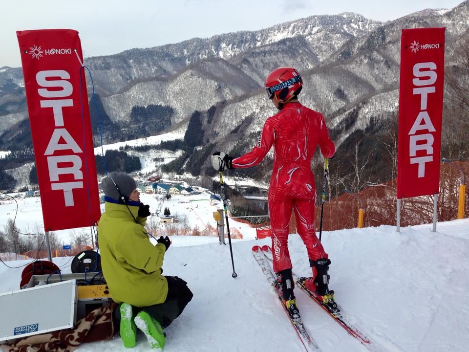 丹生川町民スキー大会のお手伝いで点呼係でした。_e0189070_11304594.jpg