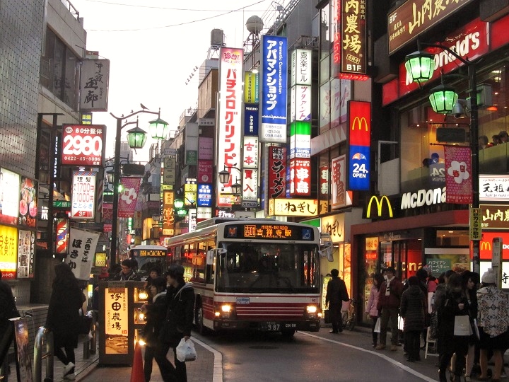 吉祥寺駅・(東京都武蔵野市)_c0355177_1273764.jpg