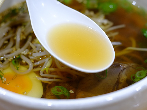 「大分・別府 六盛の温麺、湖月の餃子、街歩き」_a0000029_17523894.jpg