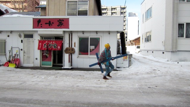 2461)②「ドローイングマン　札幌を　あるく！あるく！あるく！(藤谷康晴)」　札幌路上　終了/ 2月7日(土) _f0126829_1752915.jpg