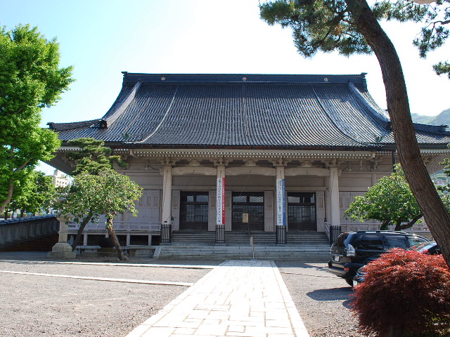 東本願寺函館別院本堂(大正モダン建築再訪)_f0142606_22495549.jpg