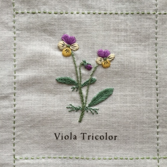 庭図鑑のモチーフクロス | リバティ 生地、編み物、刺繍、刺し子