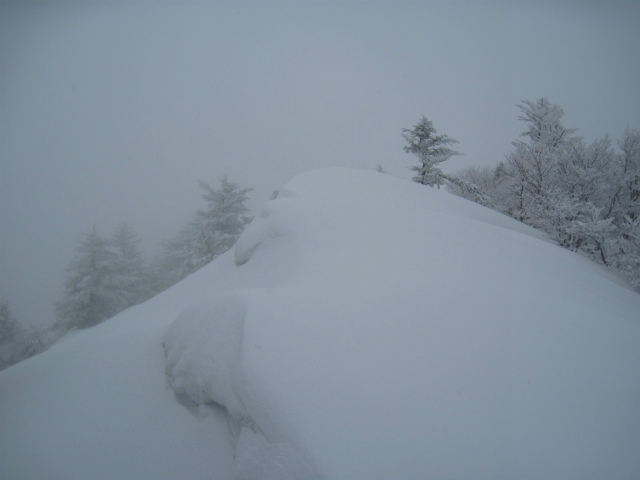 2015.2.19　烏帽子山1670ｍ（北尾根～北東尾根周回）_c0219866_10515650.jpg