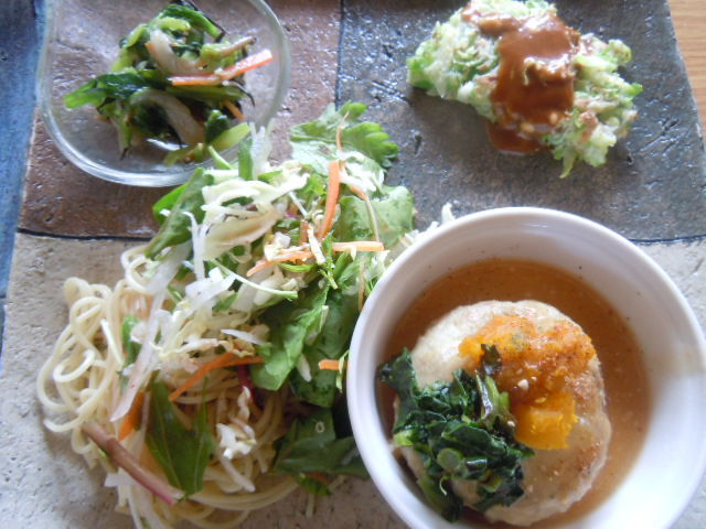 お豆腐蓮根ハンバーグ生姜味噌あん 手作りパンの喫茶店ほのか お豆腐蓮根ハンバーグ生姜味噌あん 手作りパンの喫茶店ほのか