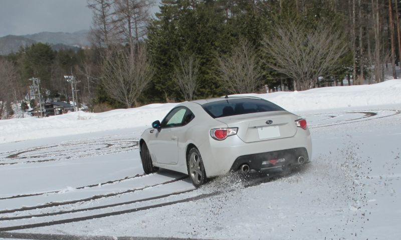 BRZで春の気配を楽しむ_f0076731_22110516.jpg