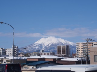 ちょっと贅沢ランチ　＜シェ・モア＞_b0296353_15413834.jpg