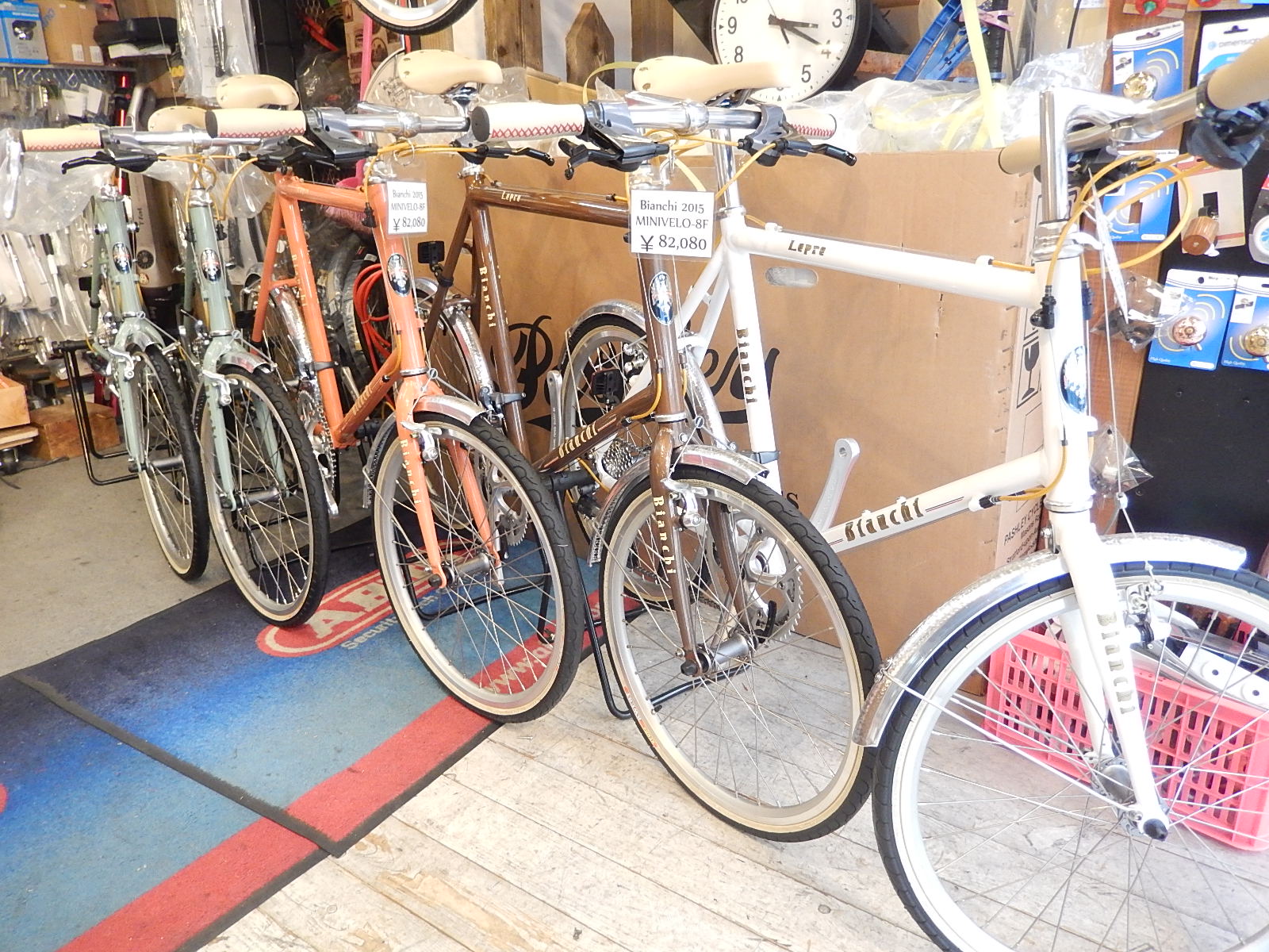 2月21日 渋谷 原宿 の自転車屋 FLAME bike前です_e0188759_15243464.jpg