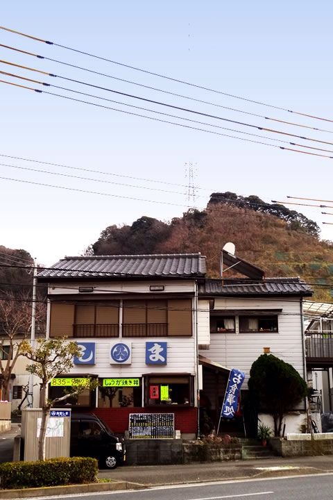 佐原『しま食堂』の「メンチカレー」を食べた_c0119263_233251.jpg