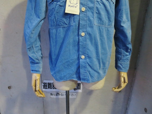 大人気です。。。Kato ・・・ Light Indigo CPO ROUND SHIRTS!★!_d0152280_628385.jpg