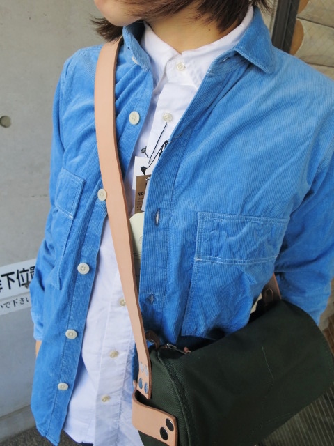 大人気です。。。Kato ・・・ Light Indigo CPO ROUND SHIRTS!★!_d0152280_6363758.jpg