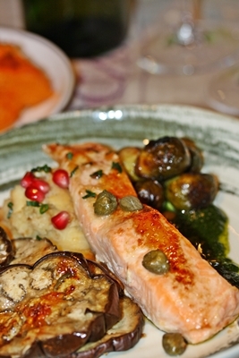 サーモンのマヨ＆ケッパー焼き　Salmón al Horno con Mayonesa y Alcaparra。_c0351539_02040832.jpg