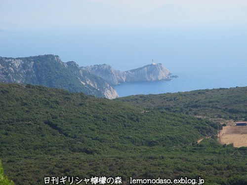 レフカダ島の最南端の灯台は元アポロン神殿_c0010496_20054060.jpg