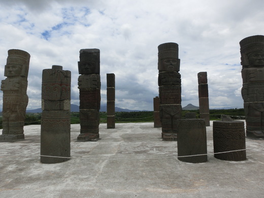 Tula トゥーラで出会ったスピリチュアルメキシコ人_b0129832_17122293.jpg
