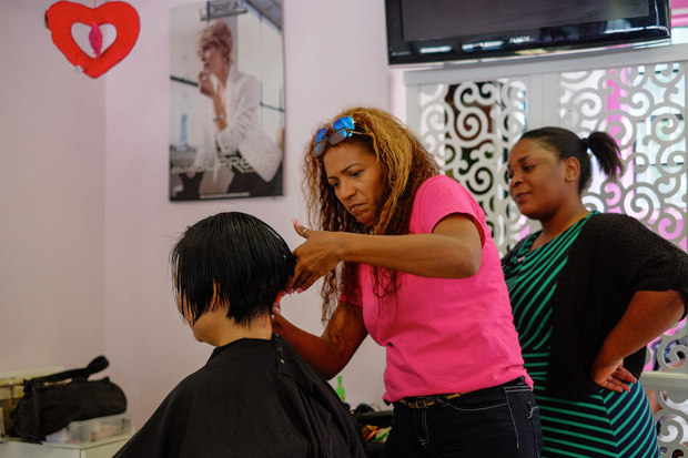 Roxy beauty salon_e0205680_924675.jpg